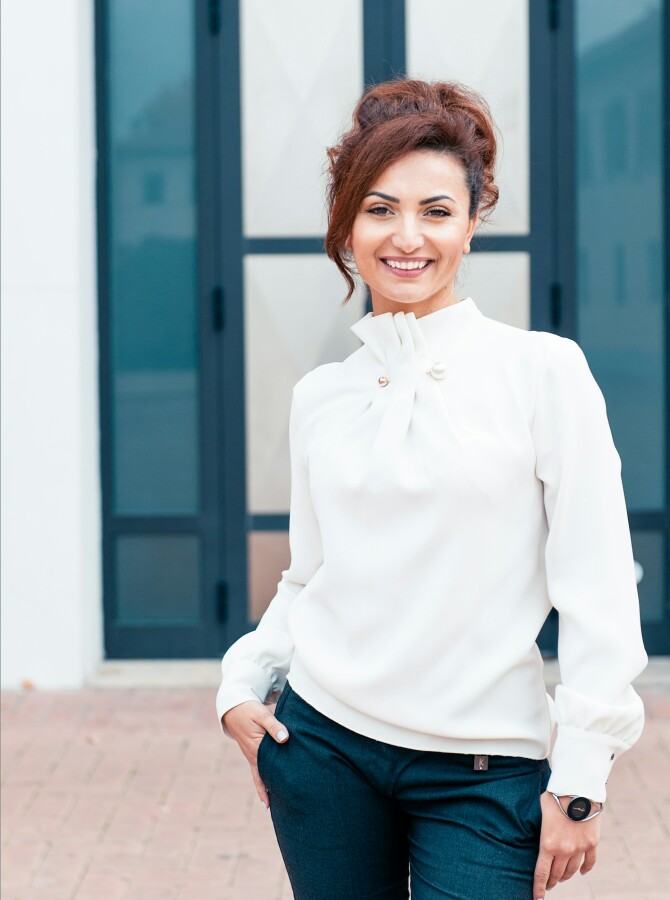 Photo of Angela Foster